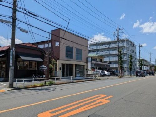 羽村市神明台１丁目ロードサイド貸倉庫・店舗